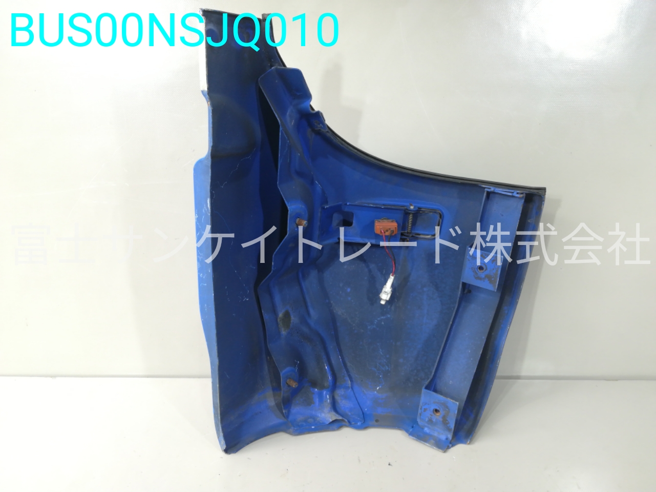 BUS00NSJQ010
