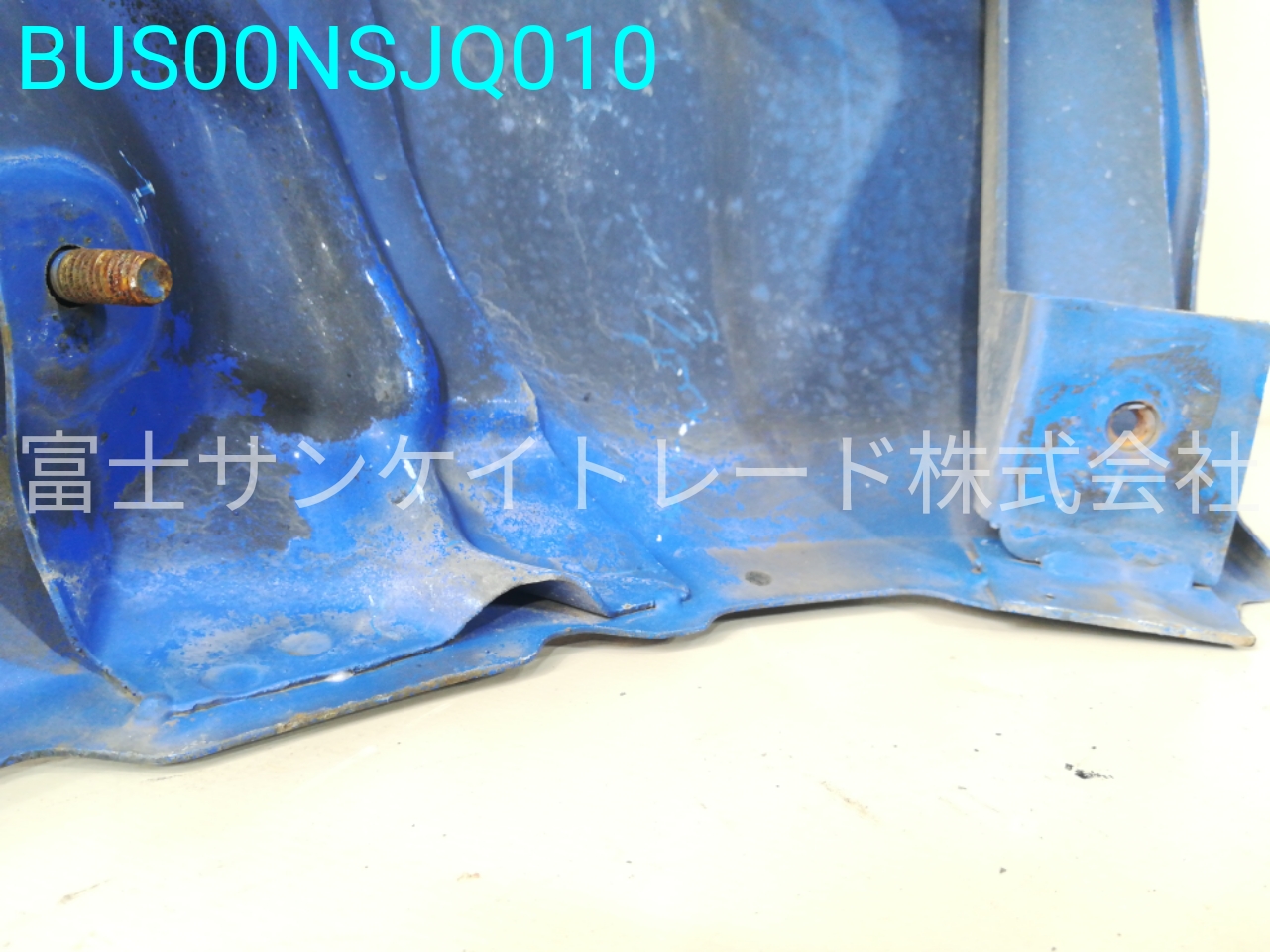 BUS00NSJQ010