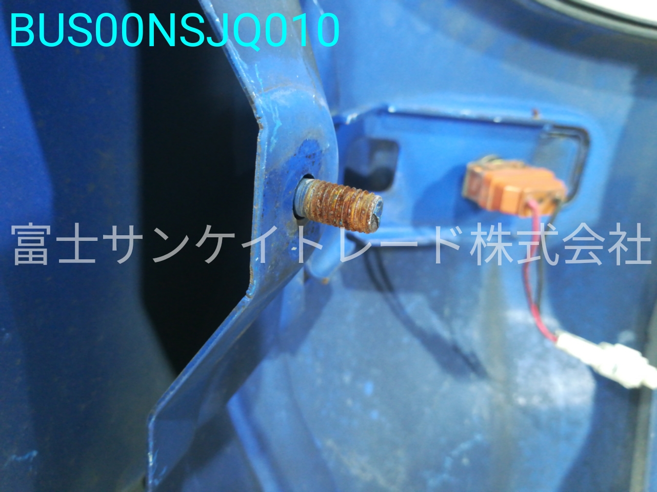 BUS00NSJQ010