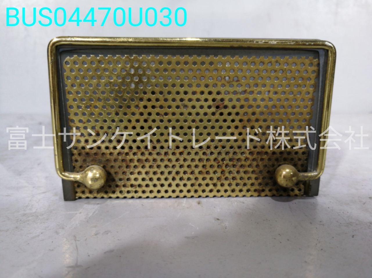 BUS04470U030
