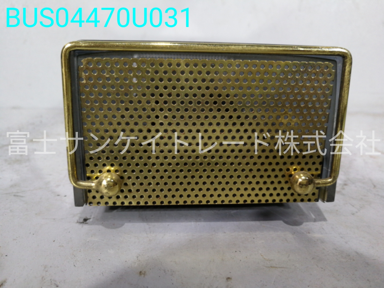 BUS04470U031