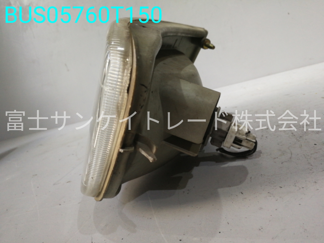 BUS05760T150