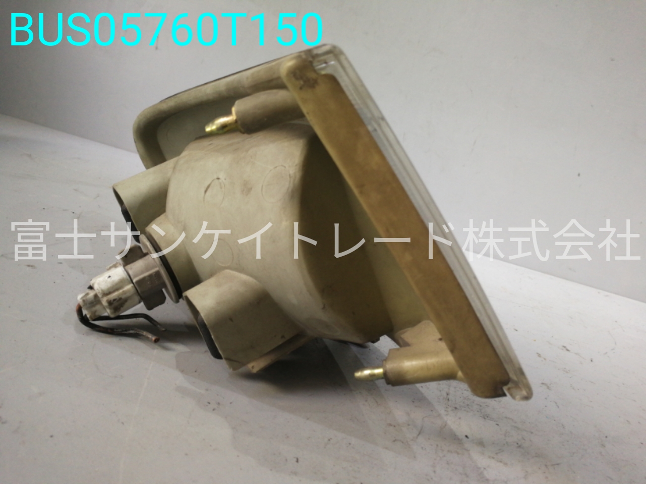 BUS05760T150