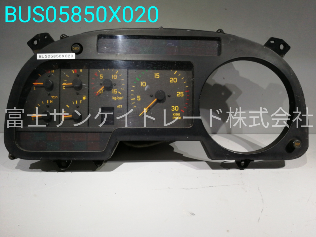 メーターパネル