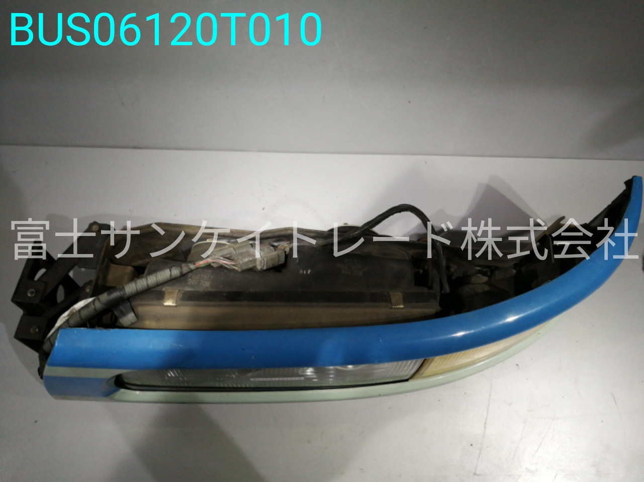 BUS06120T010