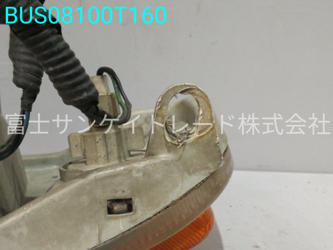BUS08100T160
