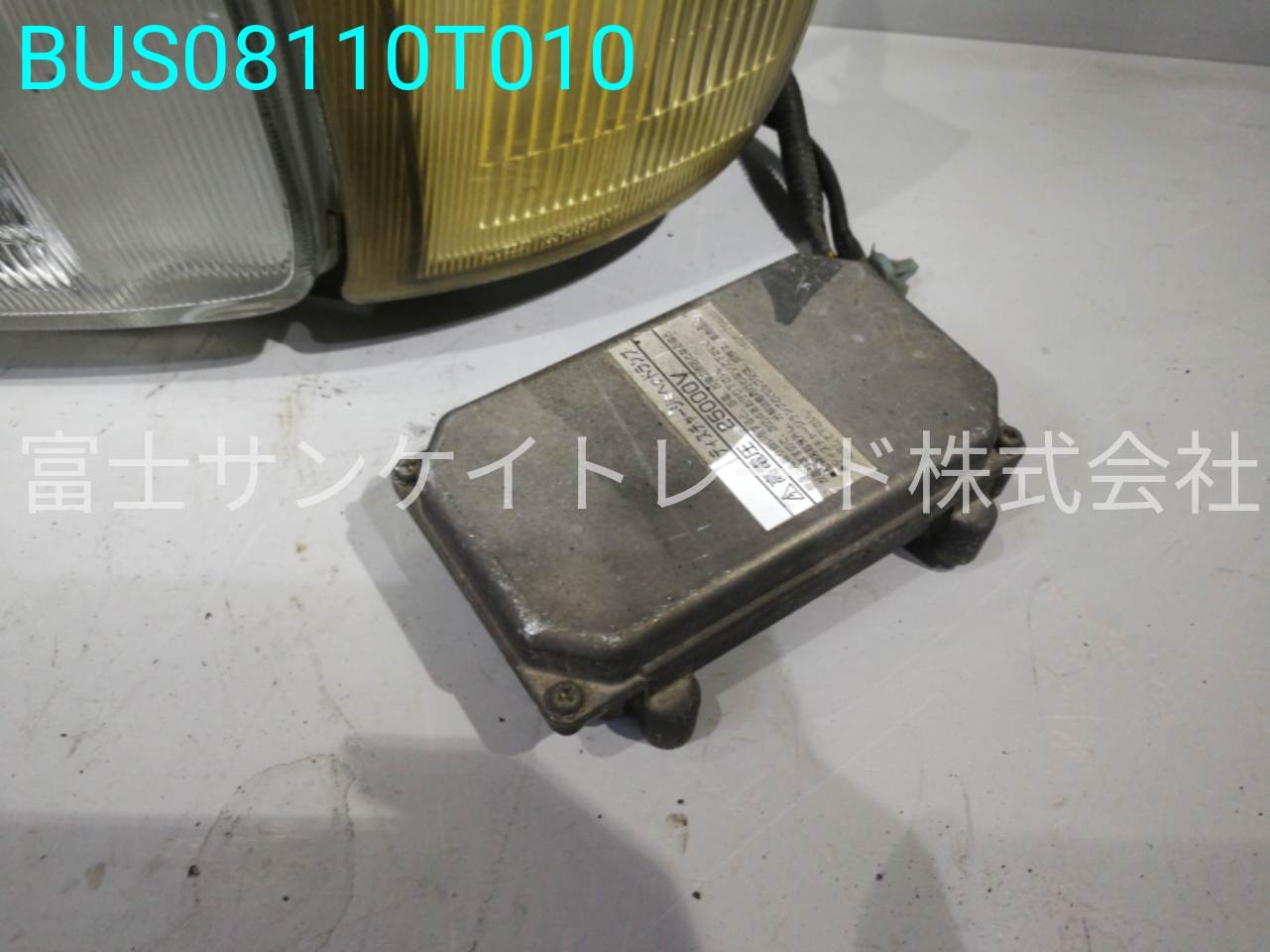 BUS08110T010