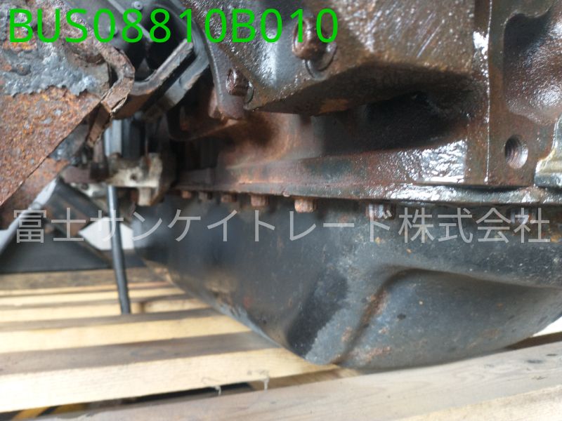 BUS08810B010
