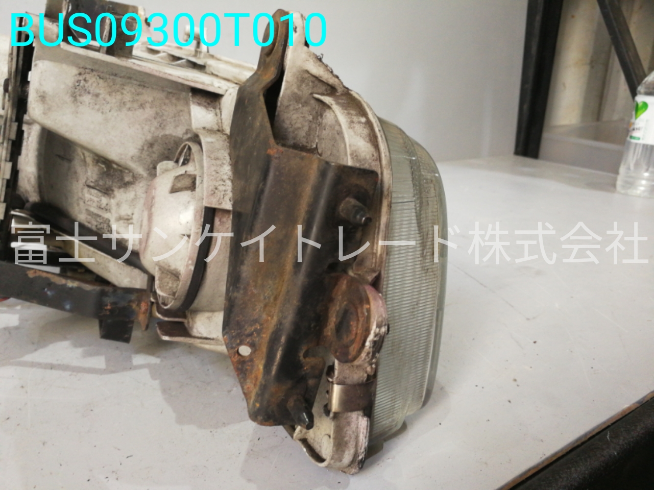 BUS09300T010