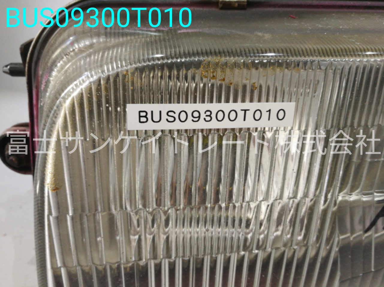 BUS09300T010