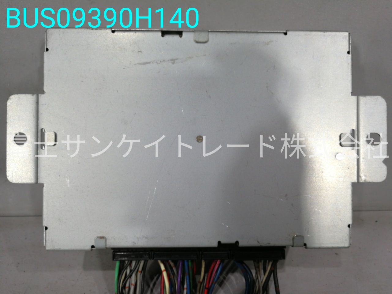 BUS09390H140