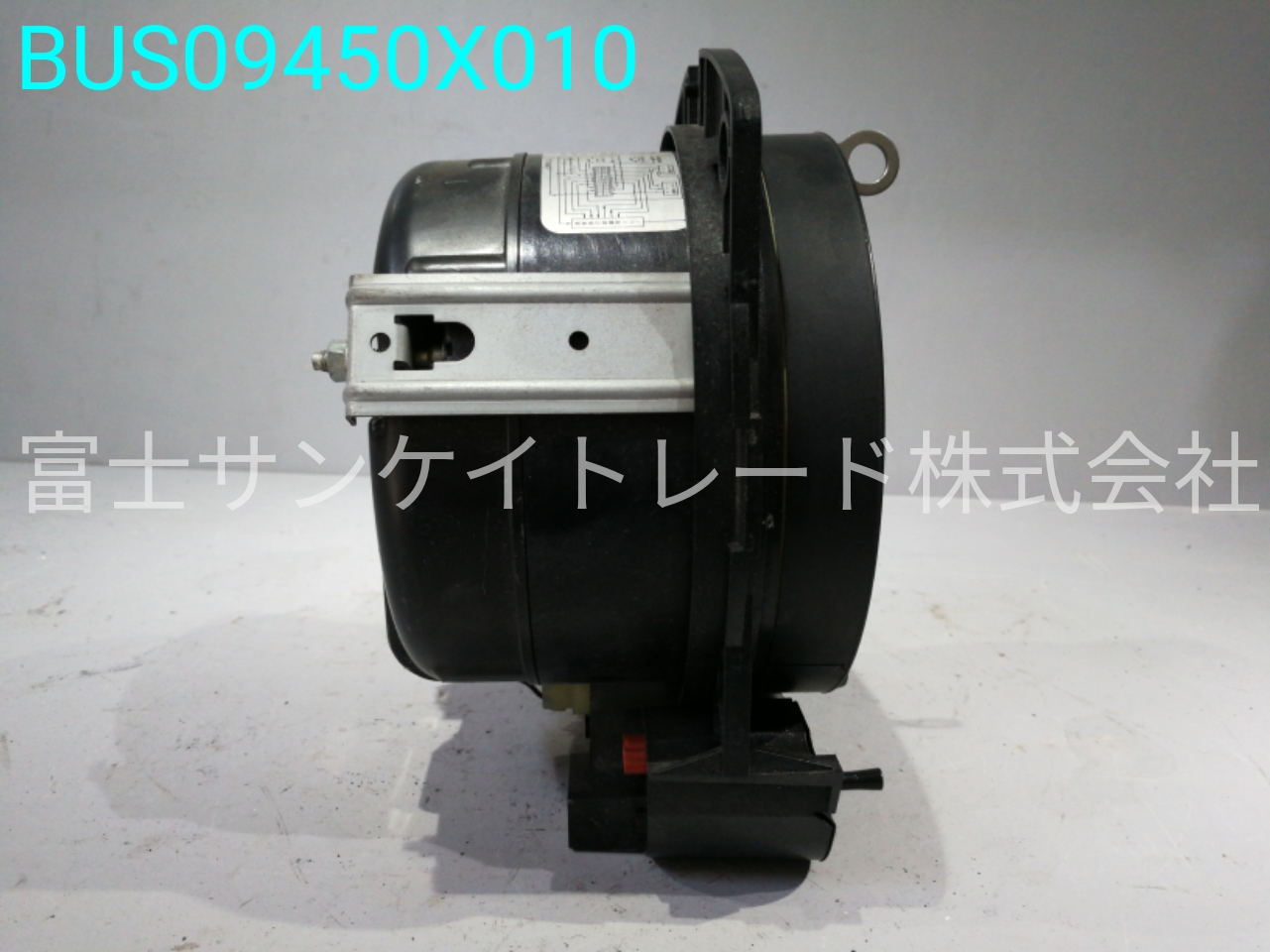 BUS09450X010