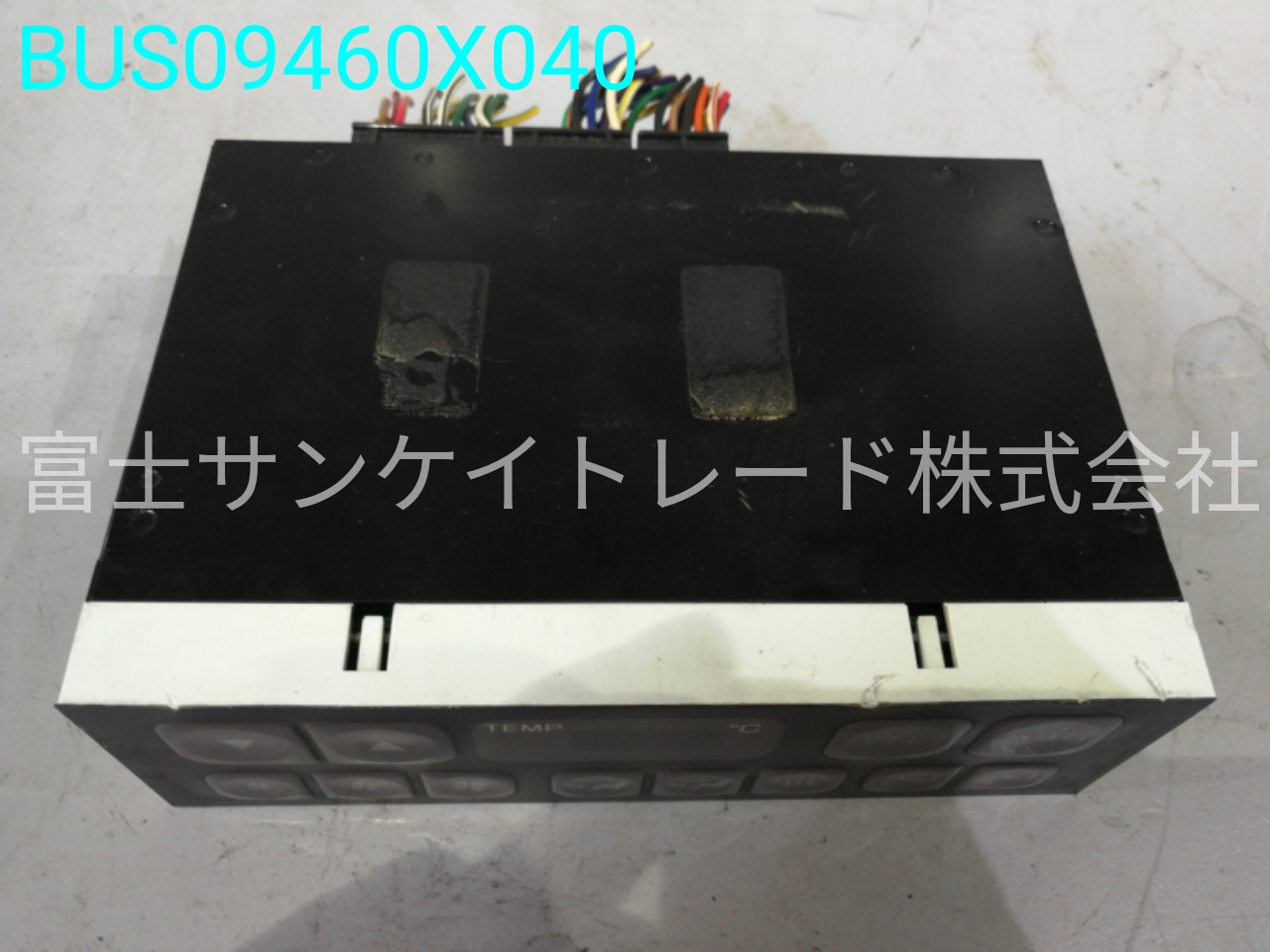 BUS09460X040