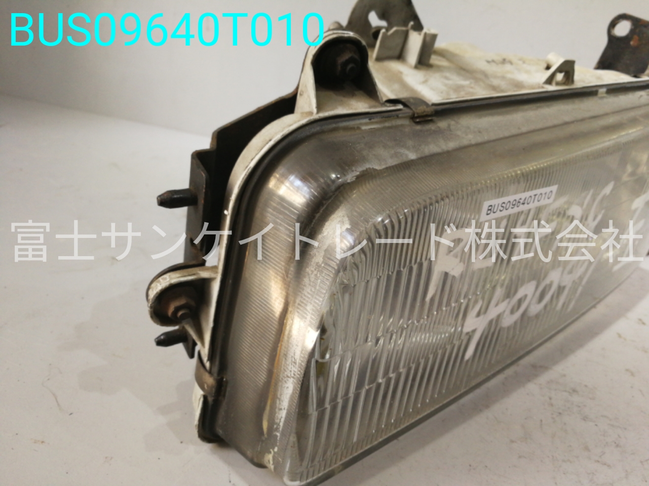 BUS09640T010