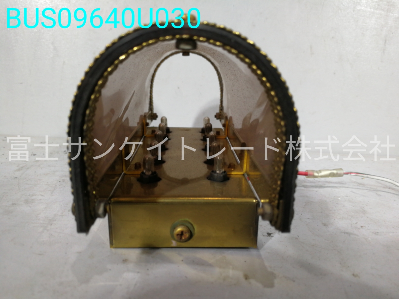 BUS09640U030