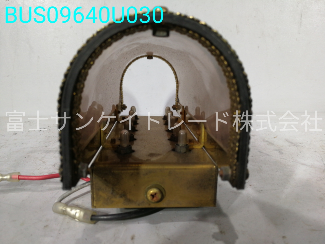 BUS09640U030