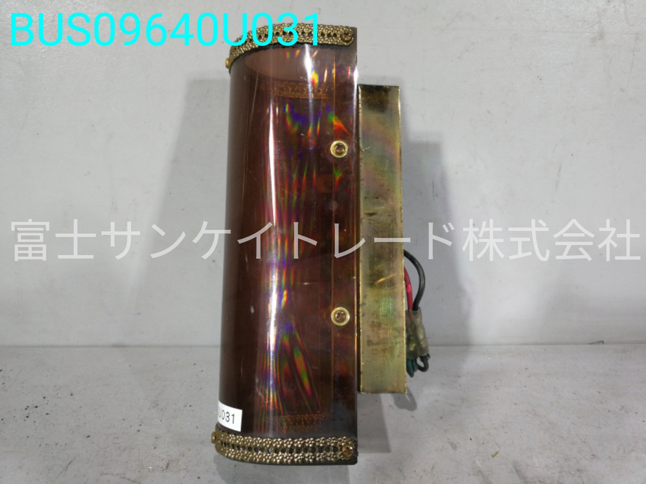 BUS09640U031