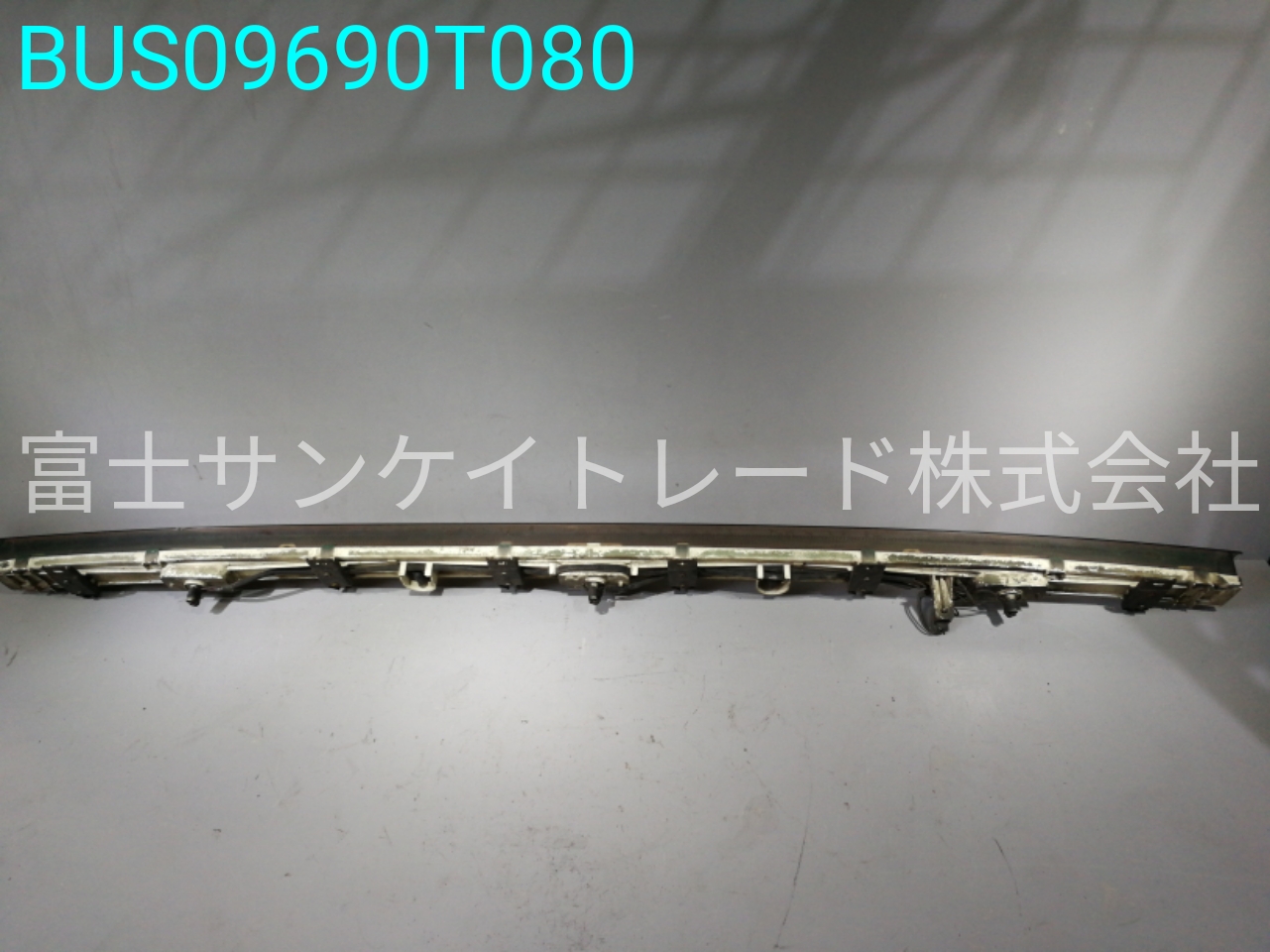 BUS09690T080