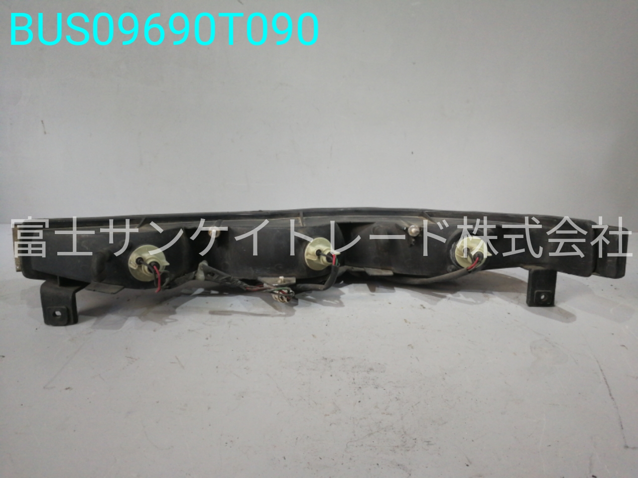 BUS09690T090