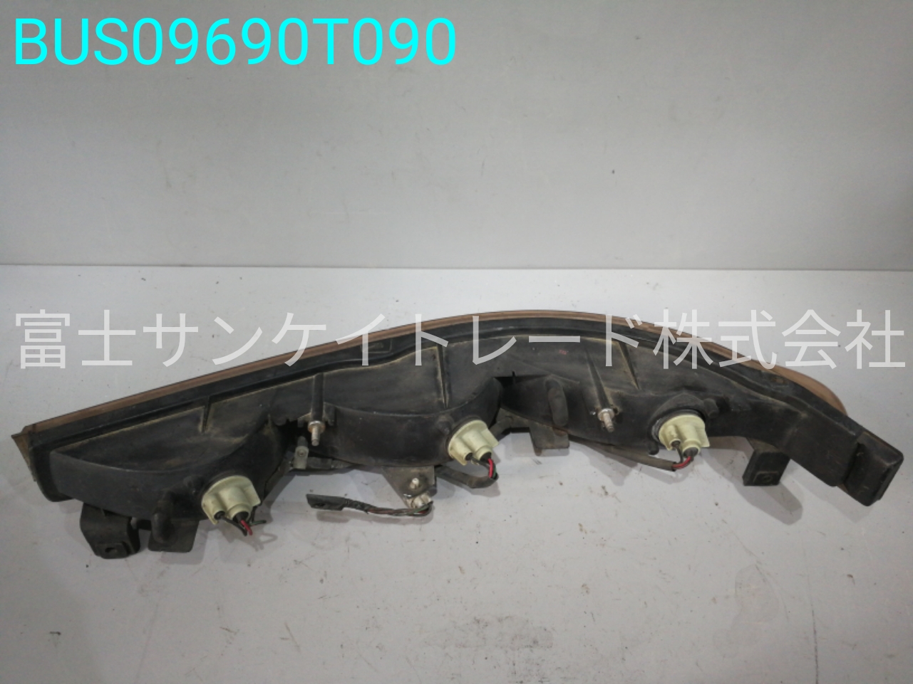 BUS09690T090
