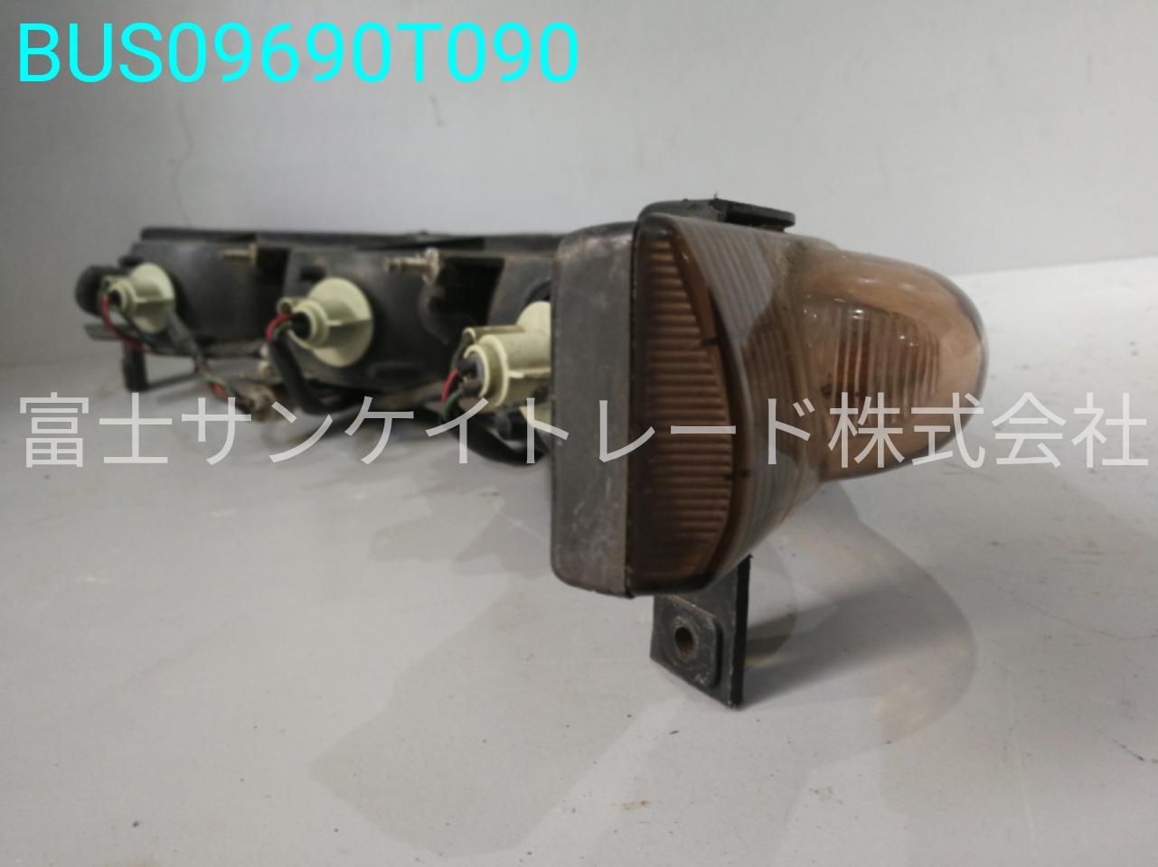 BUS09690T090
