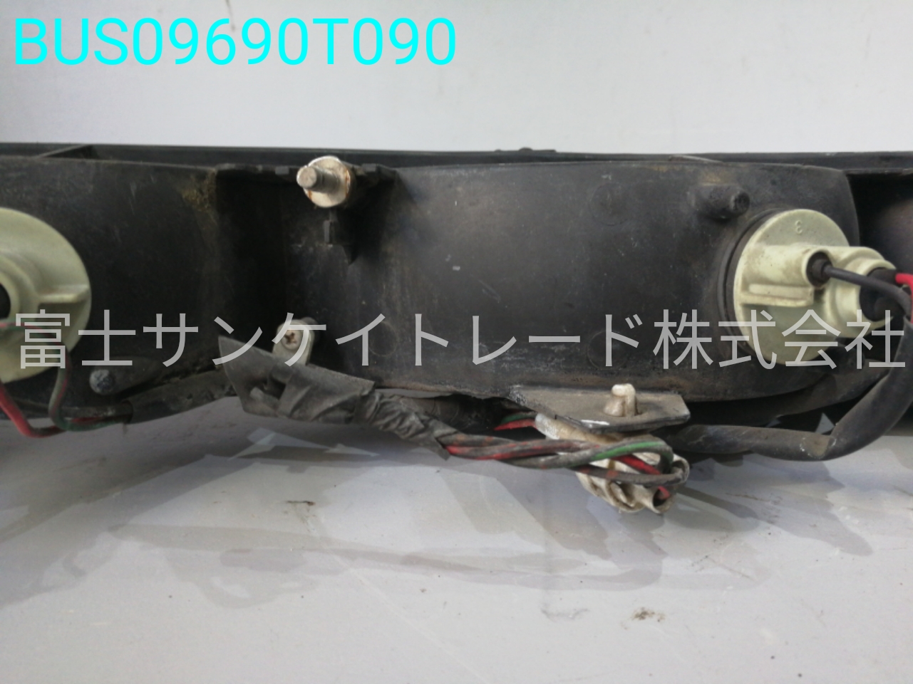 BUS09690T090