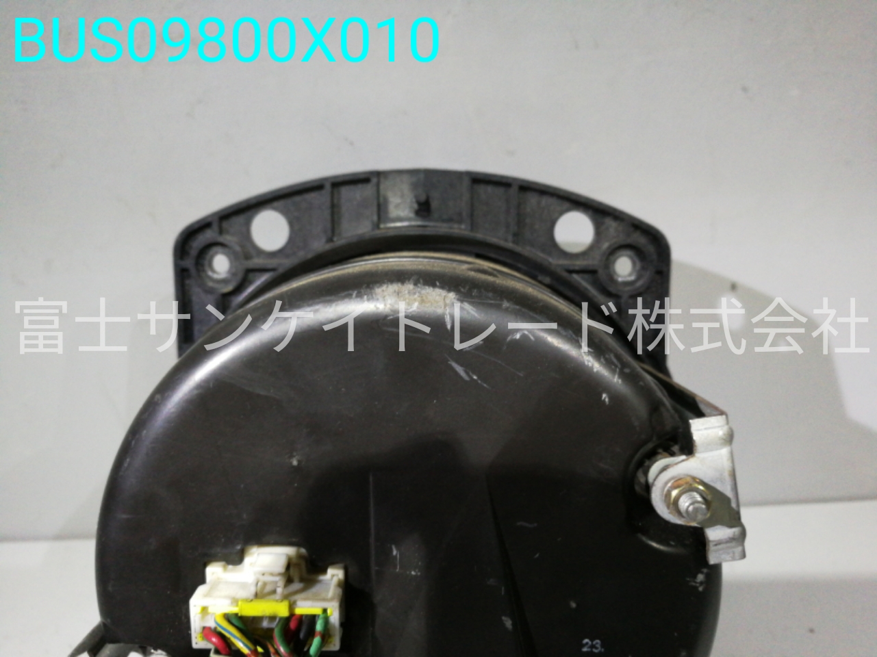 BUS09800X010