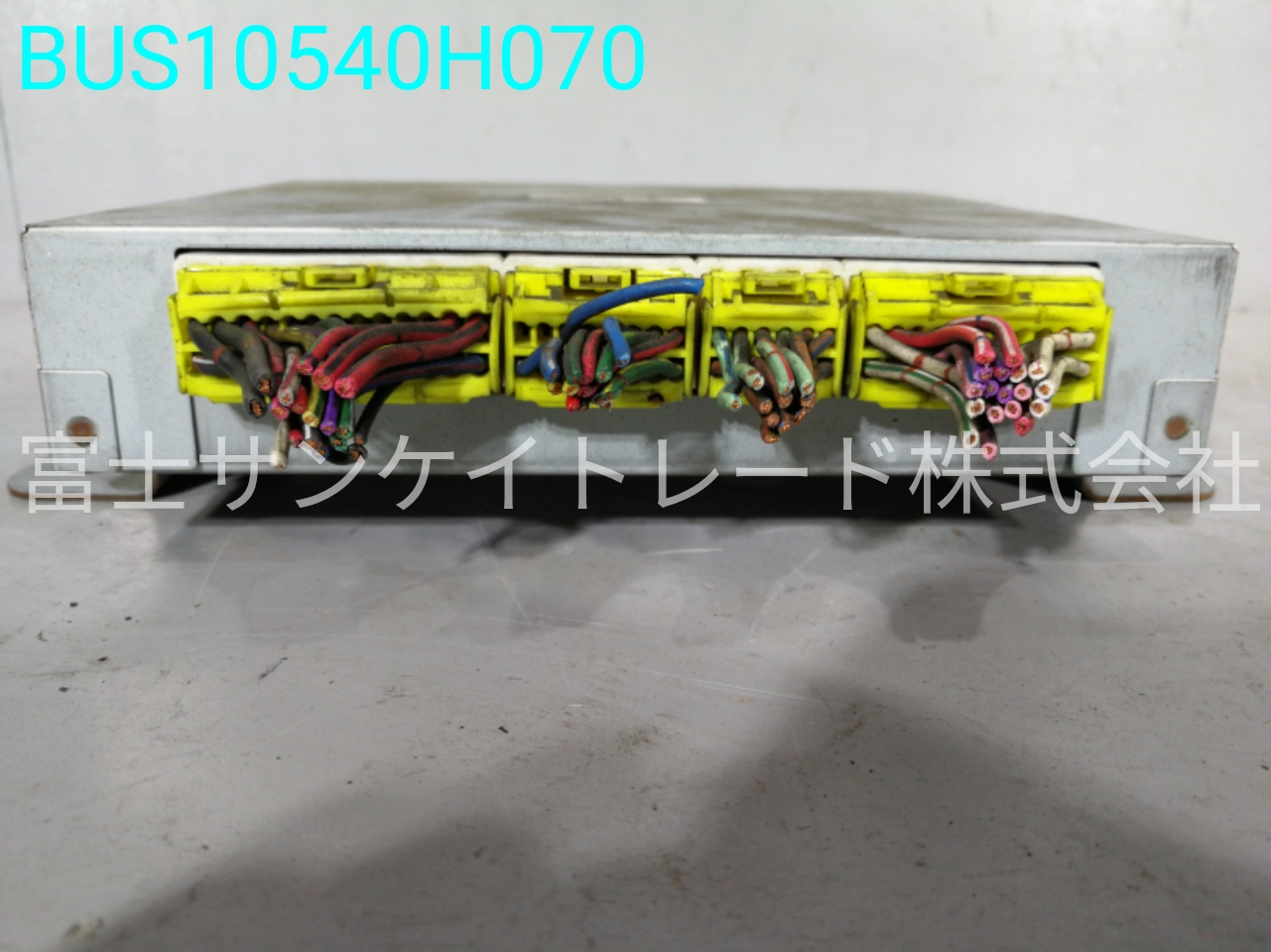 BUS10540H070