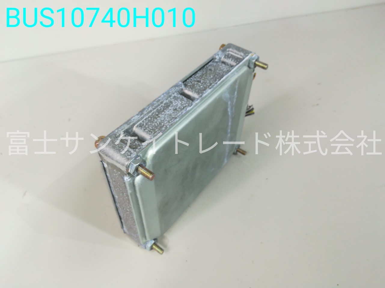 BUS10740H010