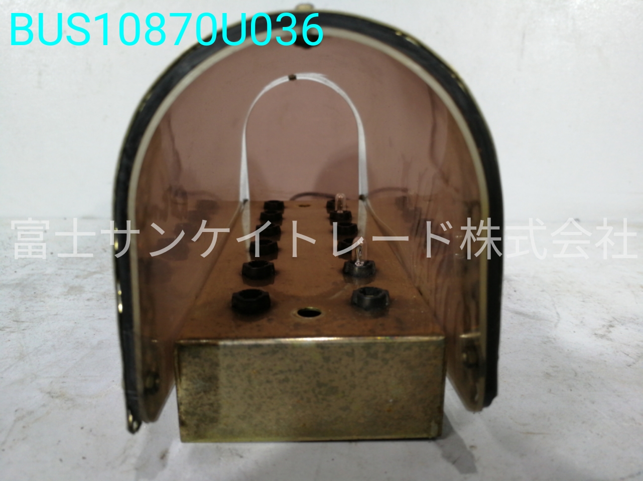 BUS10870U036