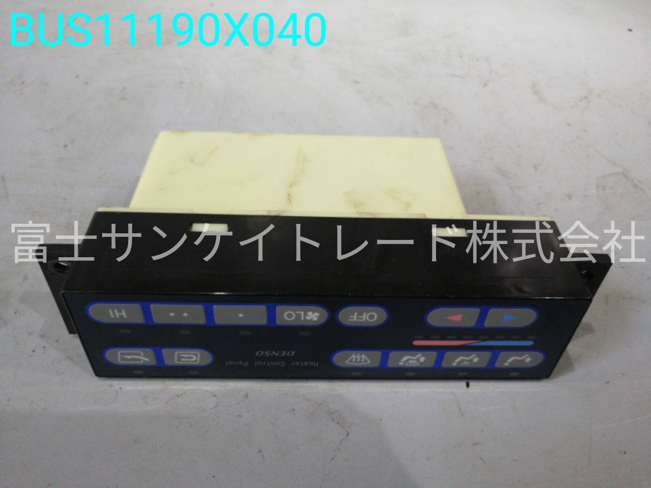 BUS11190X040