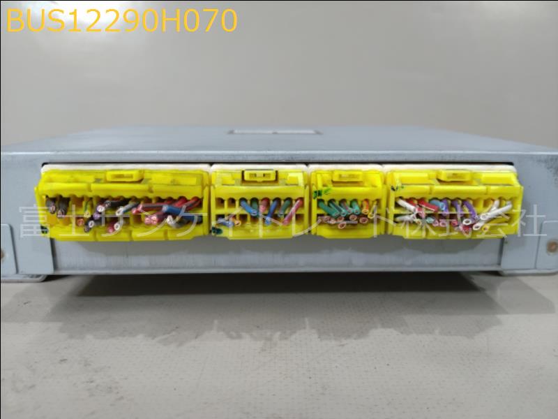 BUS12290H070