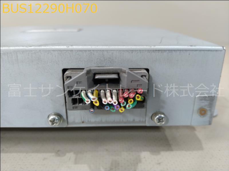 BUS12290H070