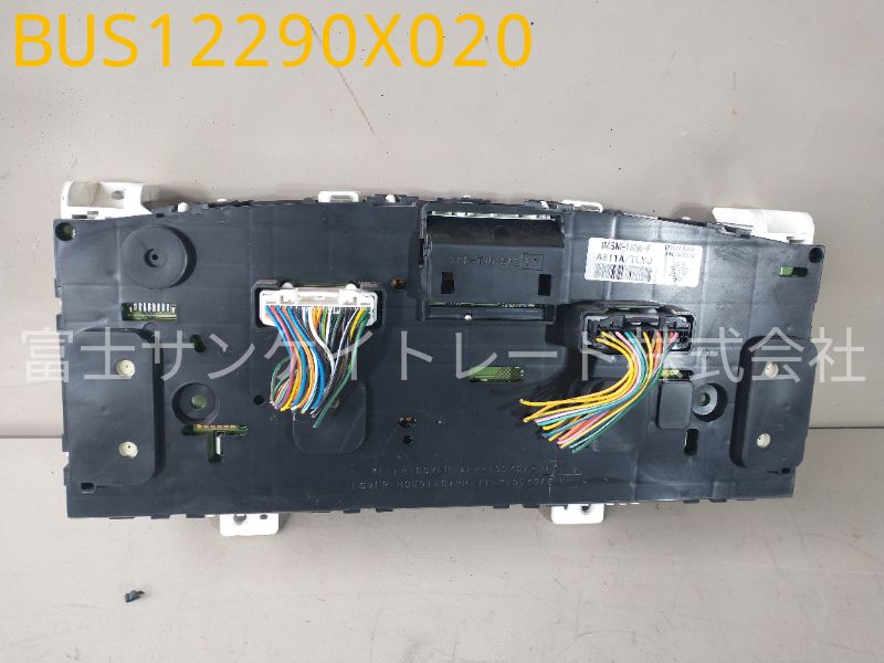 BUS12290X020