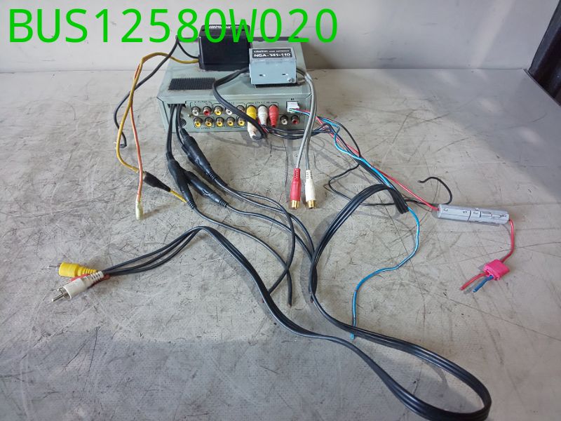 BUS12580W020