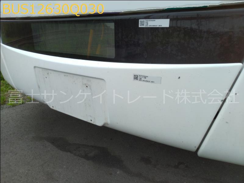 バンパー中前