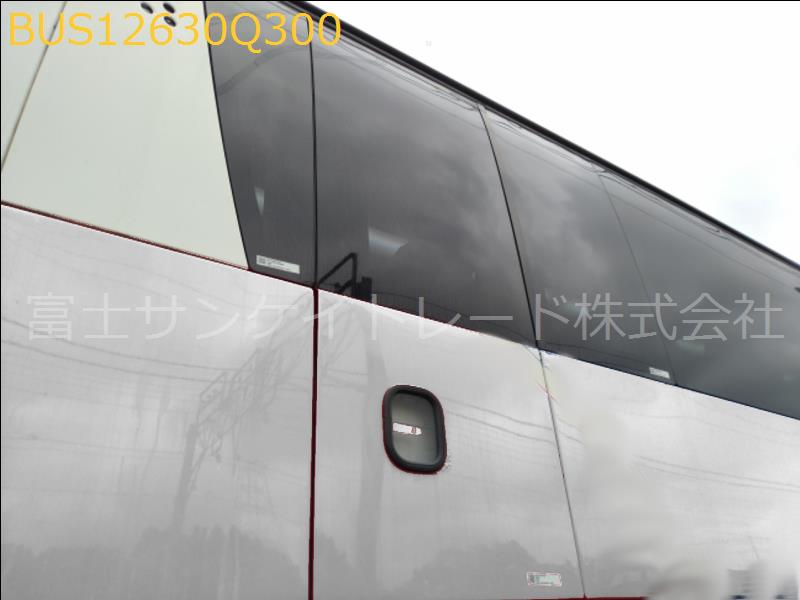 BUS12630Q300