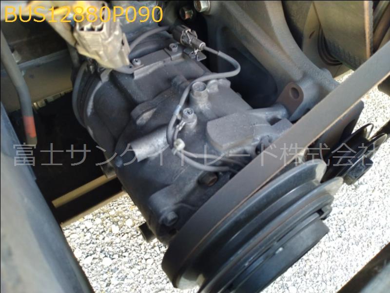 BUS12880P090