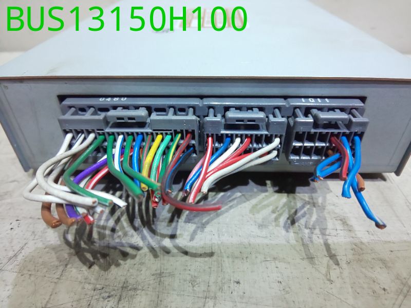 BUS13150H100