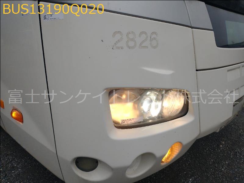 バンパー右前