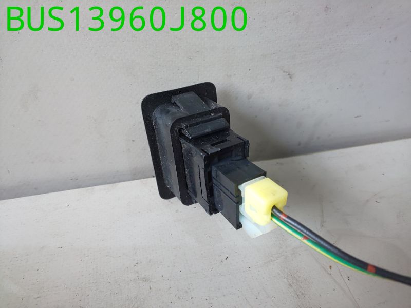 BUS13960J800